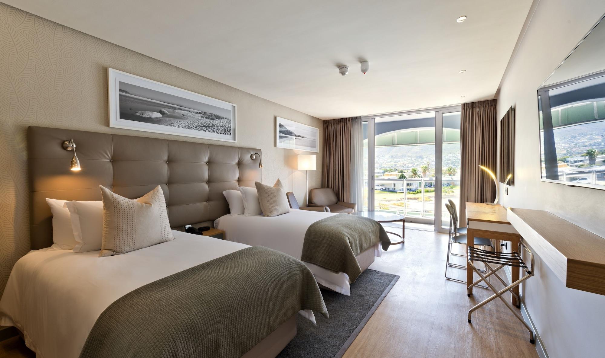 Krystal Beach Hotel Gordonʼs Bay Kültér fotó